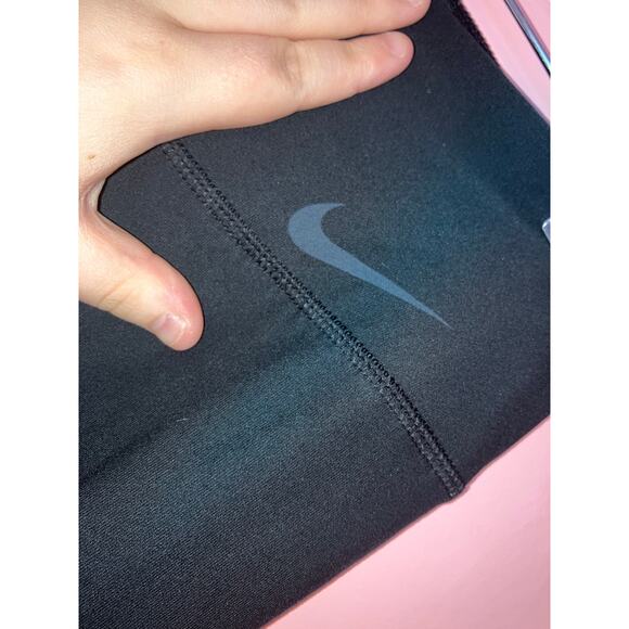 Nike Capri jogger style leggings black size small - Picture 2 of 6